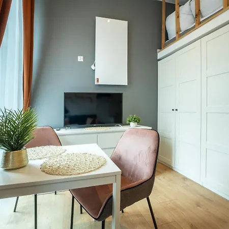 Studio Mielczarskiego B * Lodz